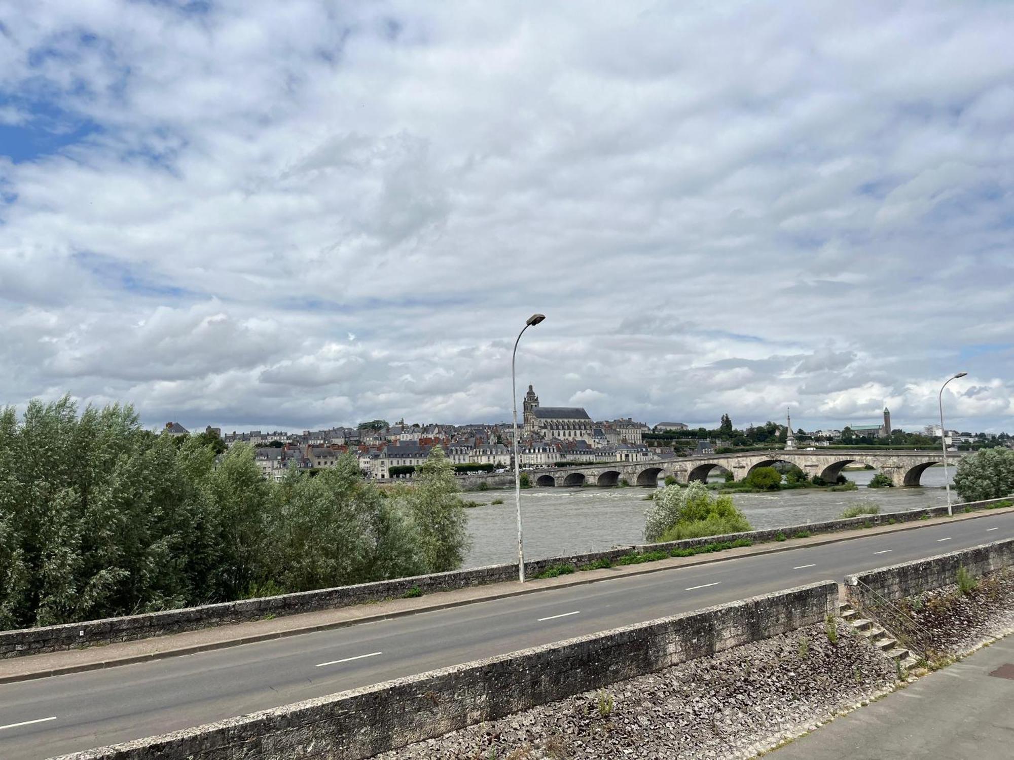 ブロワQuai De La Loireアパートメント エクステリア 写真