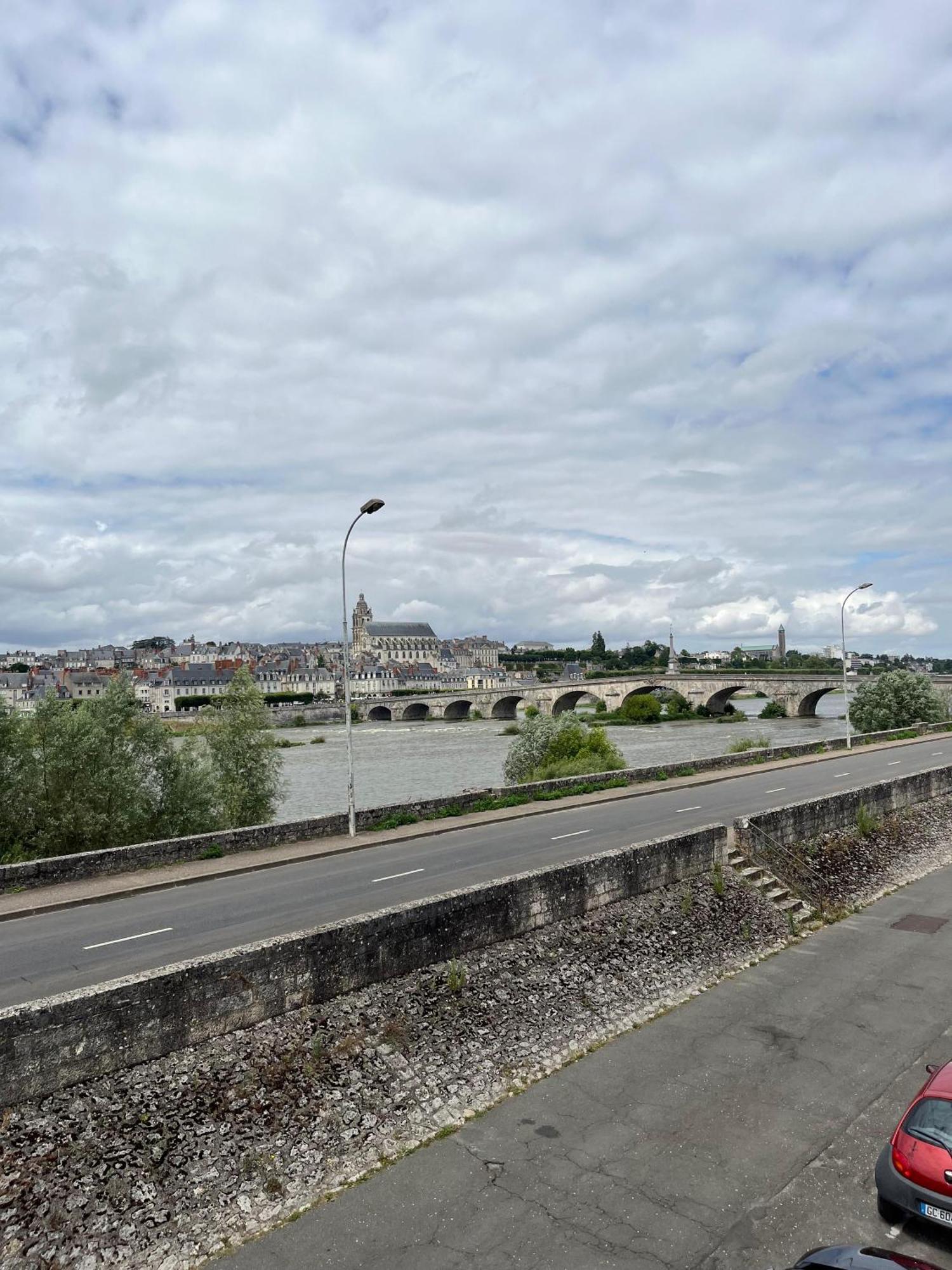 ブロワQuai De La Loireアパートメント エクステリア 写真
